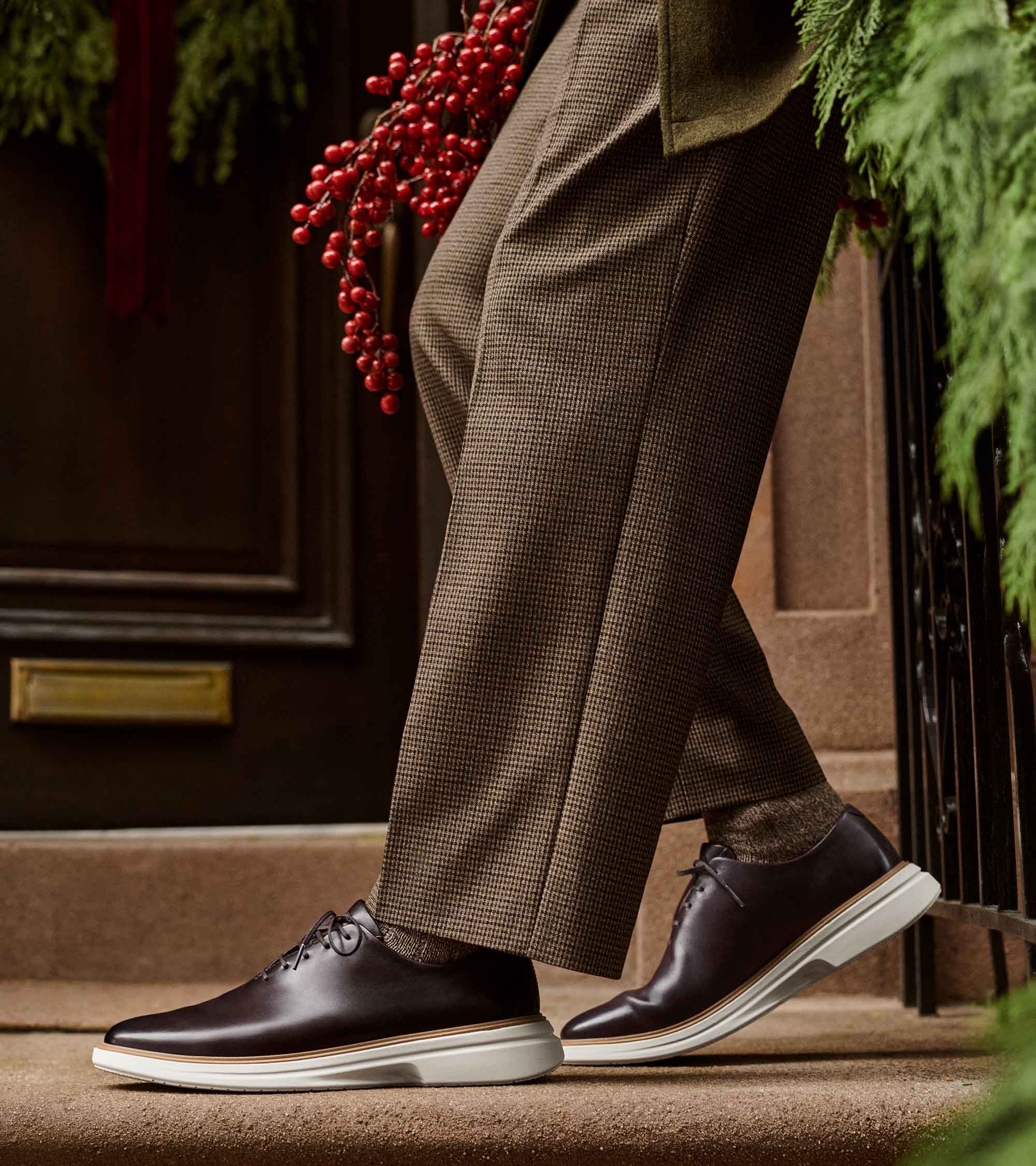 Men's ØriginalGrand CitySpectre Wholecut Oxfords - Image 2